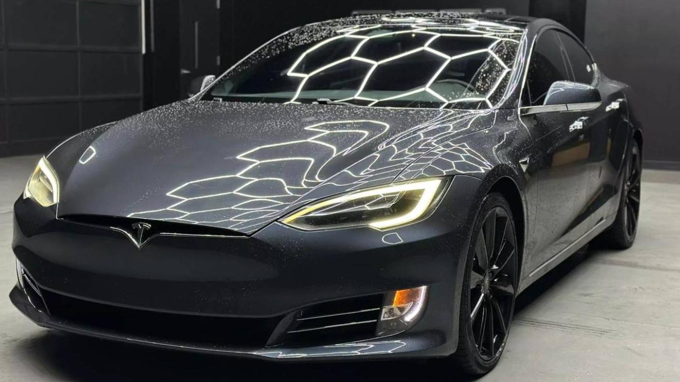 TESLA MODEL S 2017 5YJSA1E49HF189008 image